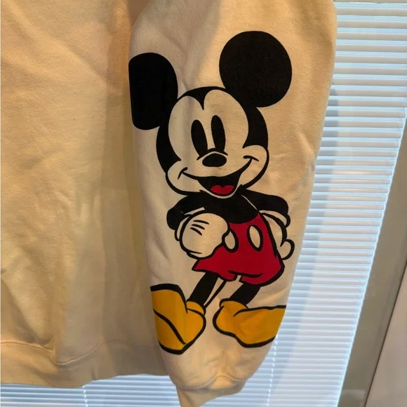 Vintage Mickey and Minnie Cream crewneck Sweatshirt - Picture 4 of 4